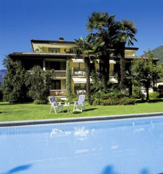 Ferienwohnung Losone bei Ascona  Garni Ferienwohnungen Villa Siesta Park immagine 1